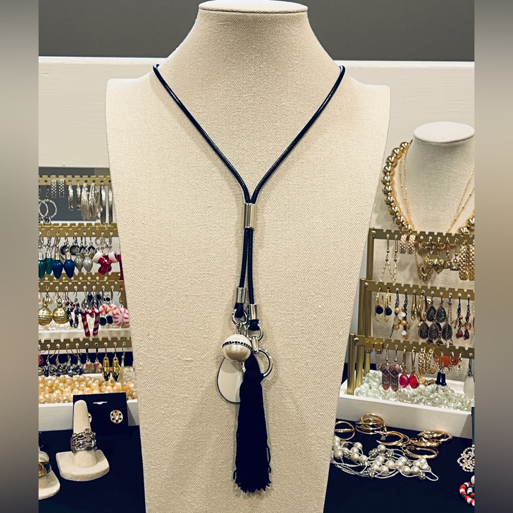 NWOT Chico’s Elegant Black Tassel Necklace